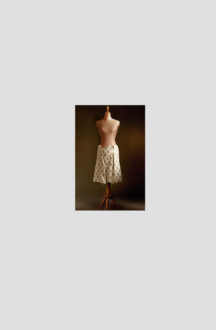Lucia Gatti Fashion Designer Giacca Pois dettagli
